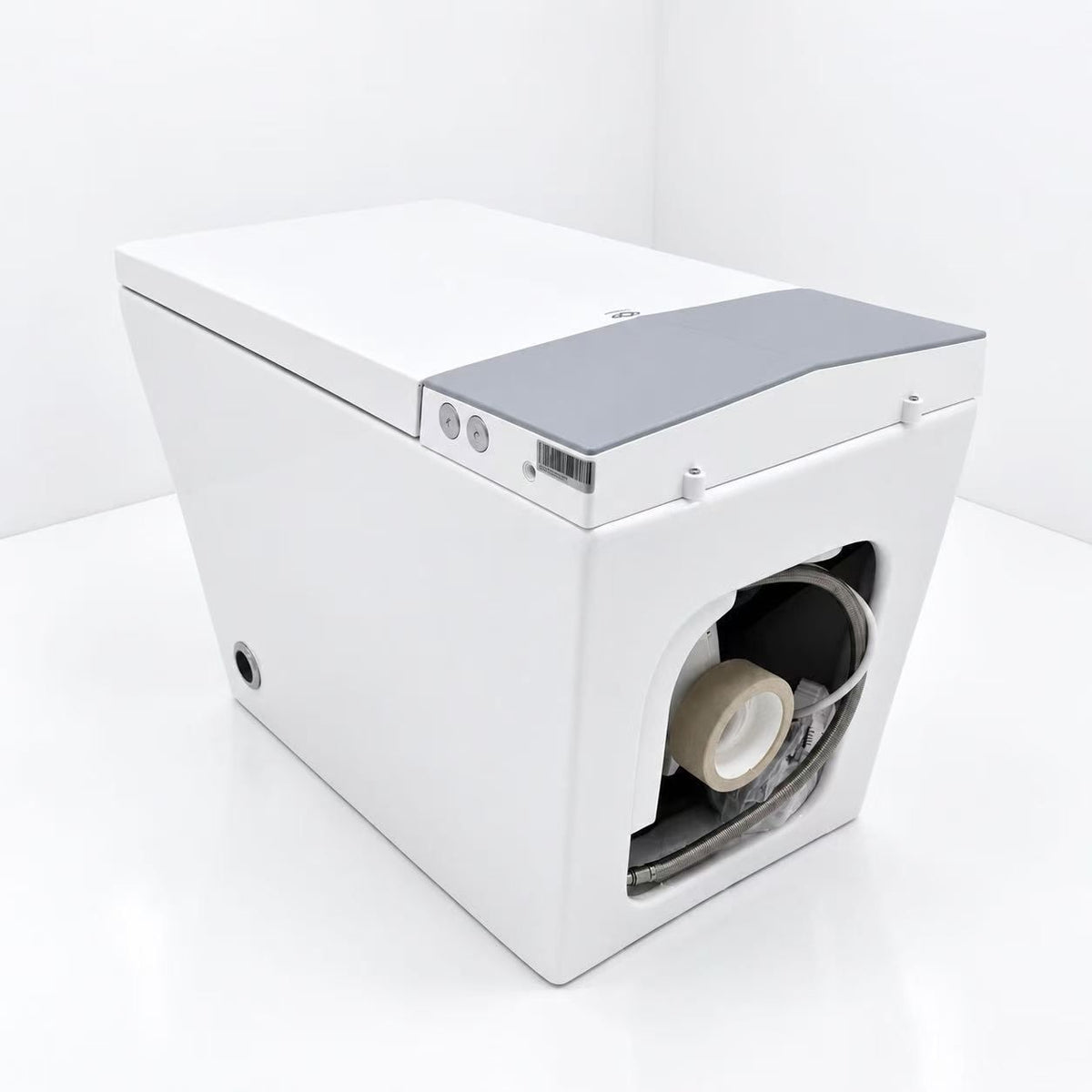 Arrière de la toilette japonaise Nelsmann KAKU avec ouverture pour les raccordements d’eau et l’arrivée électrique