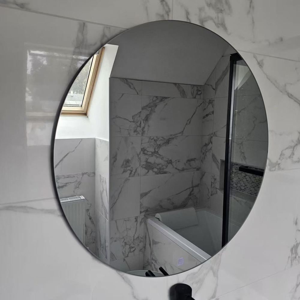 Miroir LED Infinity Nelsmann éteint, miroir rond au design épuré